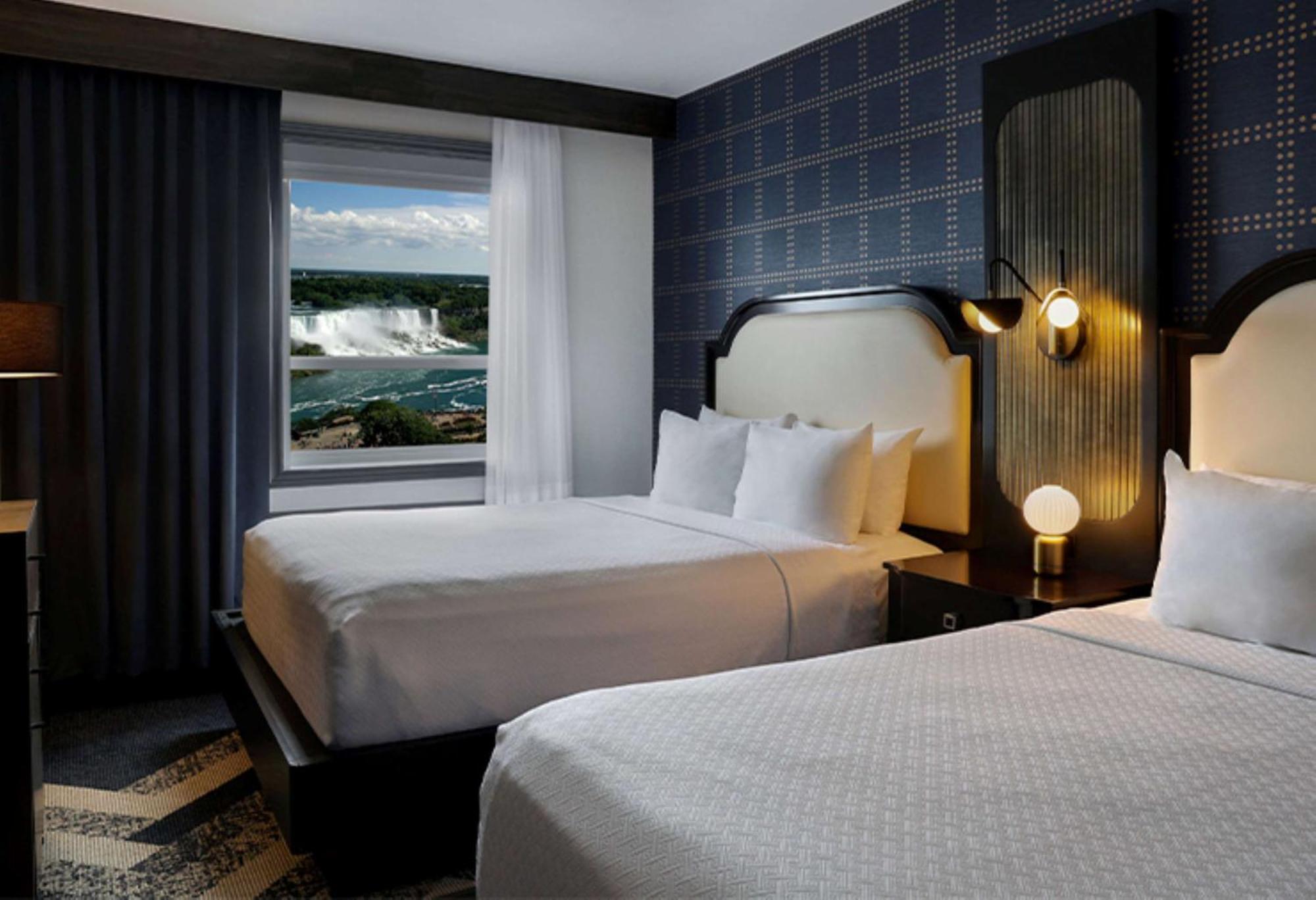 The Brock Niagara Falls Fallsview, Tapestry By Hilton Экстерьер фото