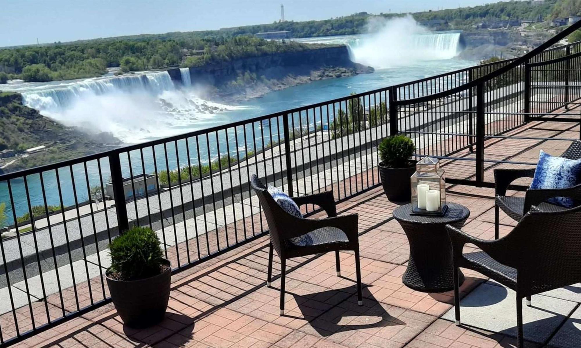 The Brock Niagara Falls Fallsview, Tapestry By Hilton Экстерьер фото
