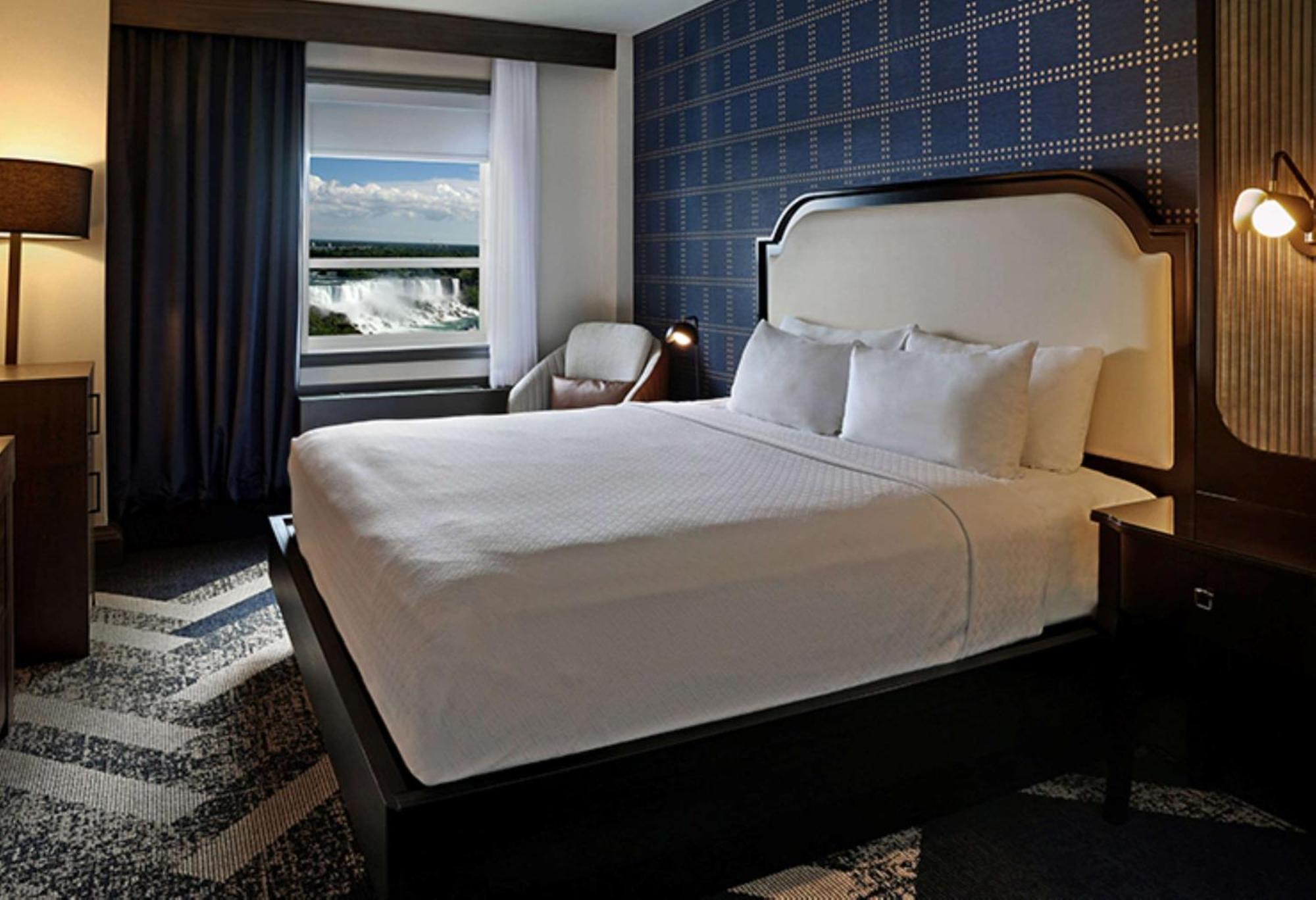 The Brock Niagara Falls Fallsview, Tapestry By Hilton Экстерьер фото