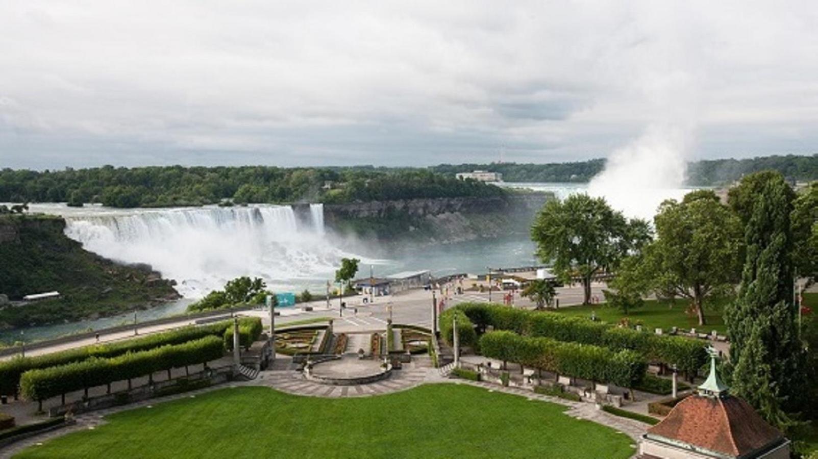 The Brock Niagara Falls Fallsview, Tapestry By Hilton Экстерьер фото